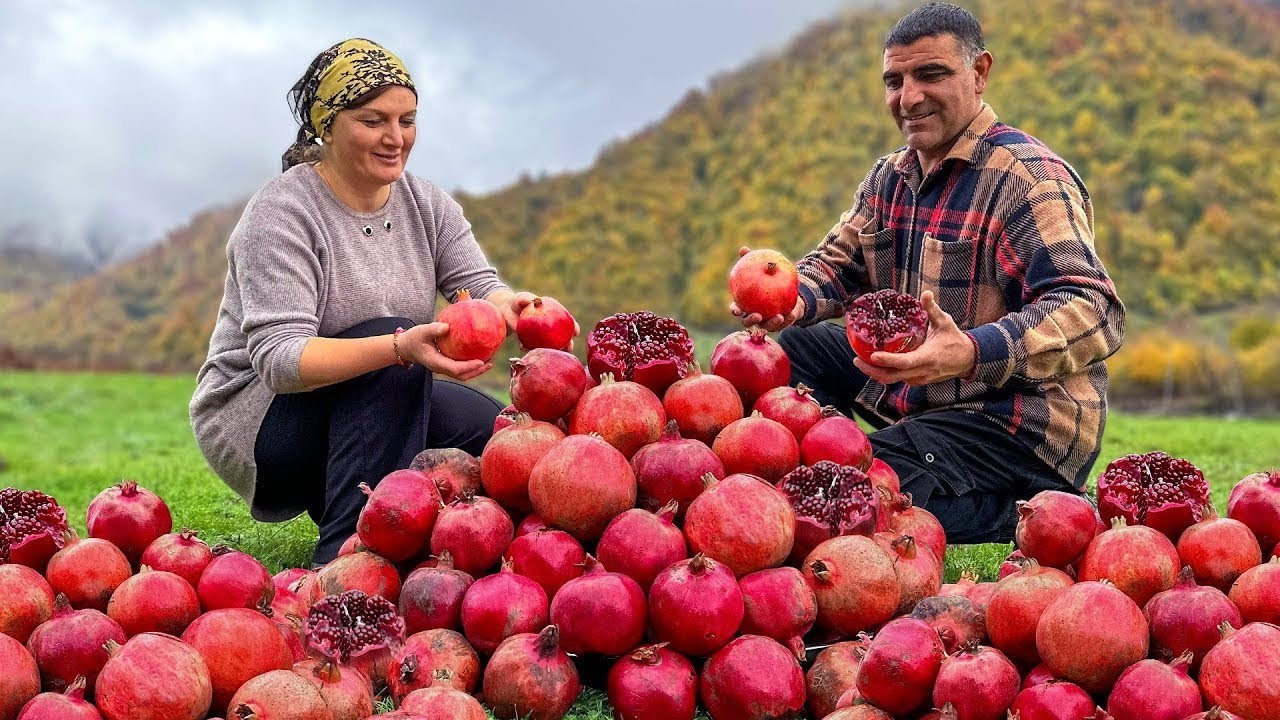 Dorf ohne Straßen an der Grenze zwischen Russland, der Mongolei, Kasachstan. Wie leben die Menschen?