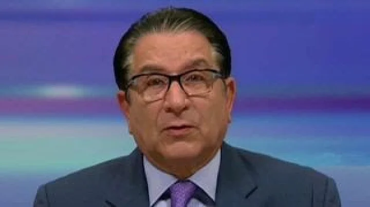 Clinton's lead erodes as Election Day nears