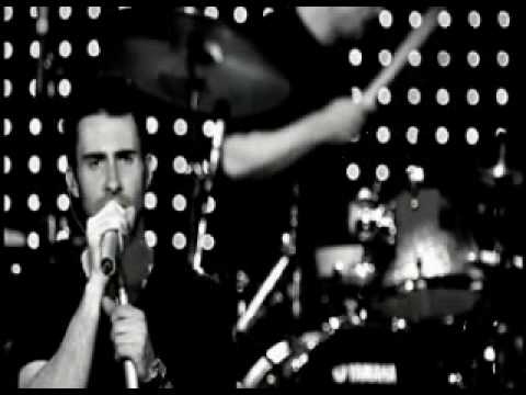 Secret/Ain't no sunshine - Maroon 5 Live Friday 13th