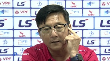 PHAN VĂN ĐỨC LẬP 2 SIÊU PHẨM, HLV HUỲNH ĐỨC VÀ QUANG TRƯỜNG KHÔNG TIẾC LỜI KHEN NGỢI