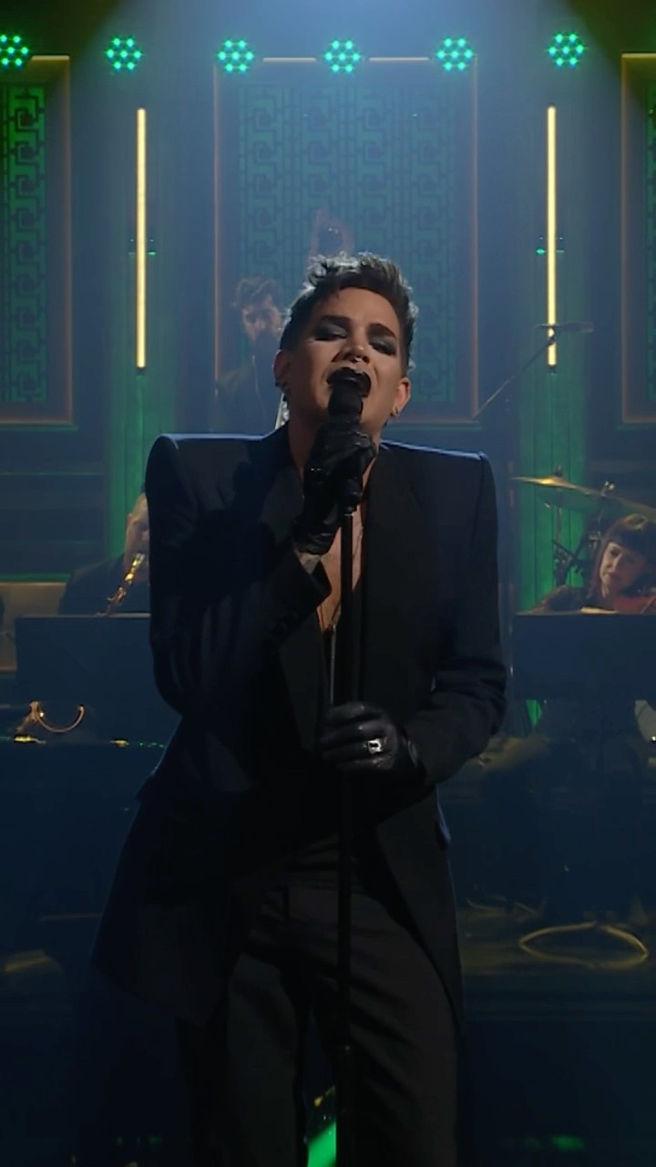 #AdamLambert performs “I Don’t Care Much” from Cabaret at the Kit Kat Club! #FallonTonight