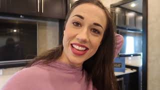 Colleen's Haters Back Off Rehearsal footage.