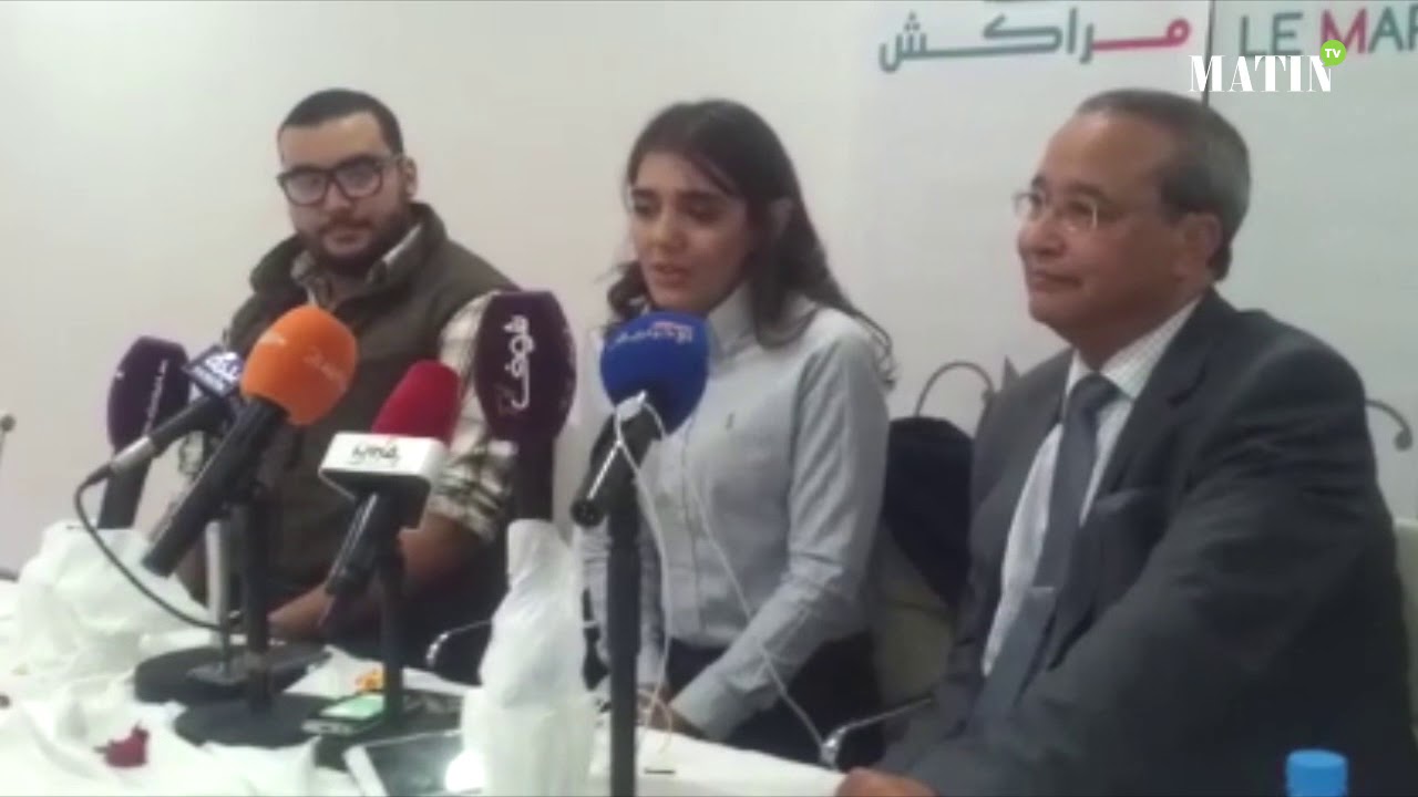 le matin des magiciens ضحية إطلاق النار على مقهى 