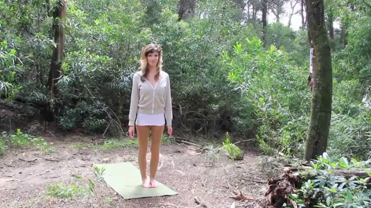 Improve your balance learn how to do the yoga Warrior III - YouTube