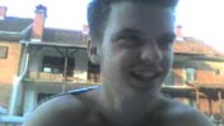 Download 5 Ljutih Narkomana... Looda Kuca :d Video MP3 5 Ljutih Narkomana... Looda Kuca :d