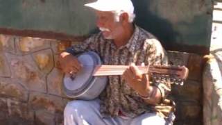 Antalya Harbour Music Man