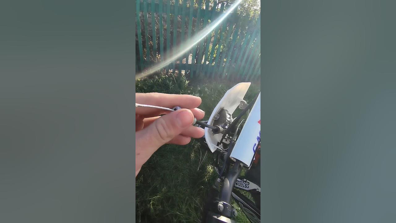 порвался тросик газа на питбайке #актив #эндуро #трос #газ #подпишись # ...