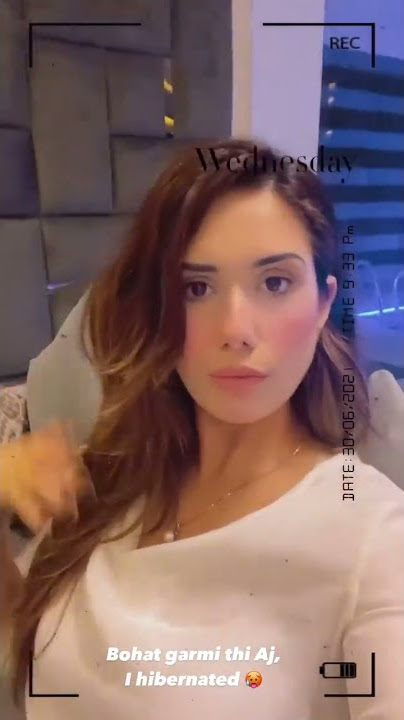 PML N MPA Ms. Sania Ashiq Jabeen in a happy Mood Club Songs Fun Chill enjoying Grami