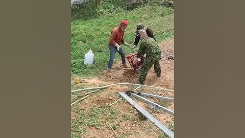 Men Stop Gas Auger Stuck Spinning in Ground || ViralHog