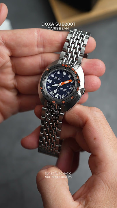 39mm there is still plenty of DOXA in the SUB200T, new video on the channel. #watchcollection