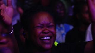 Video thumbnail of "Tim Godfrey - Miracles Everywhere (Official Video)"