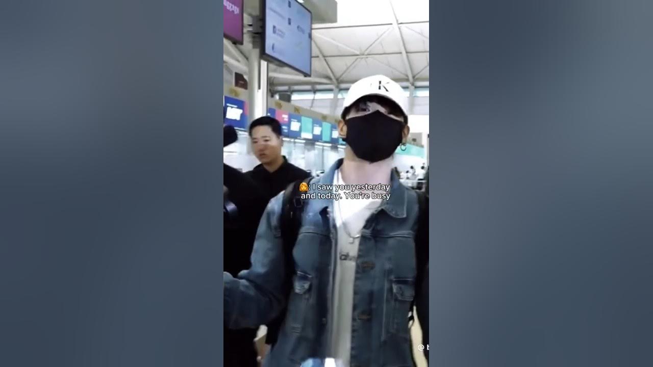 Jungkook flying 🛫 💜 Budapest at airport - YouTube