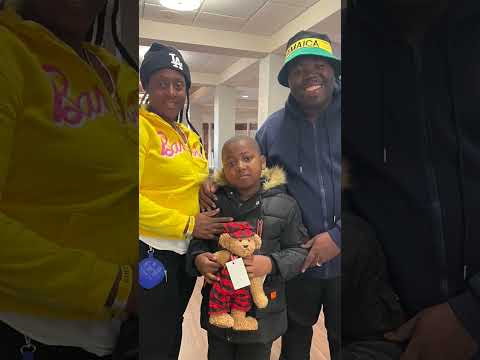 Holidays At The House GivingTuesday 