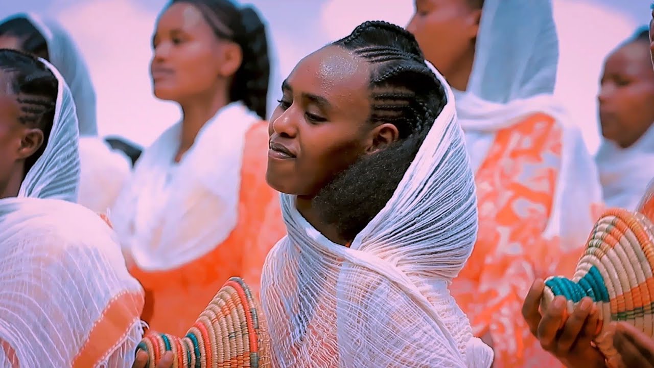 //ዮኮ እና// yokko inna //በትግርኛ ቅኝት ድንቅ ሀድይሳ መዝሙር ገነት ኳየር ሆመቾ እናት ቃለ ህይወት ቤተክርስቲያን መዘምራን new Protestant