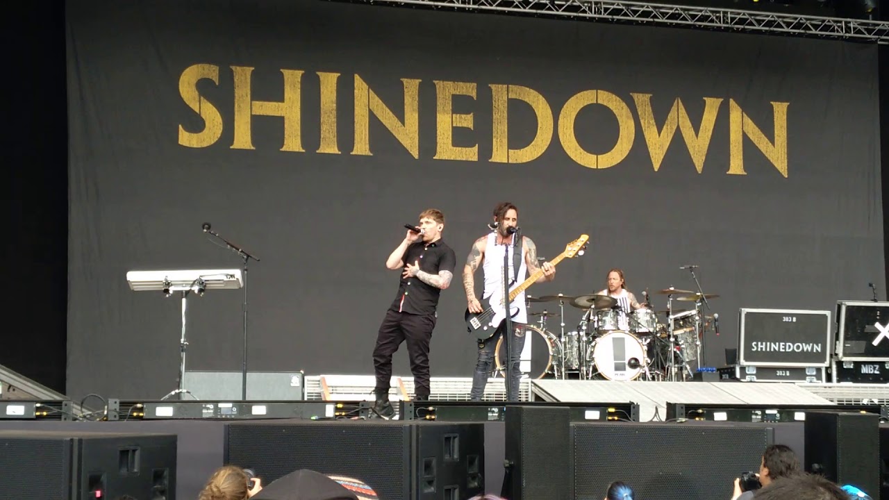 Shinedown - Unity (Live @ Download Festival Madrid 2018)