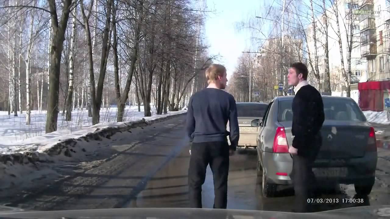 Подрезал машину с омоном