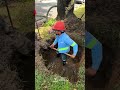 Trabajan en fuga de agua potable sobre la avenida Las Bugambilias