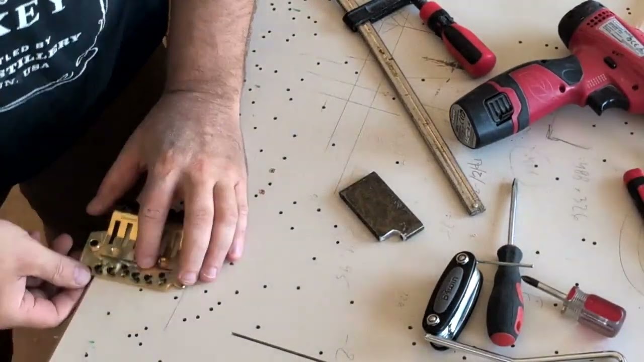 Installing Schaller tremolo arm on Takeuchi Floyd Rose (Ibanez TRS, Jackson JT‑580, Washburn 600‑S)