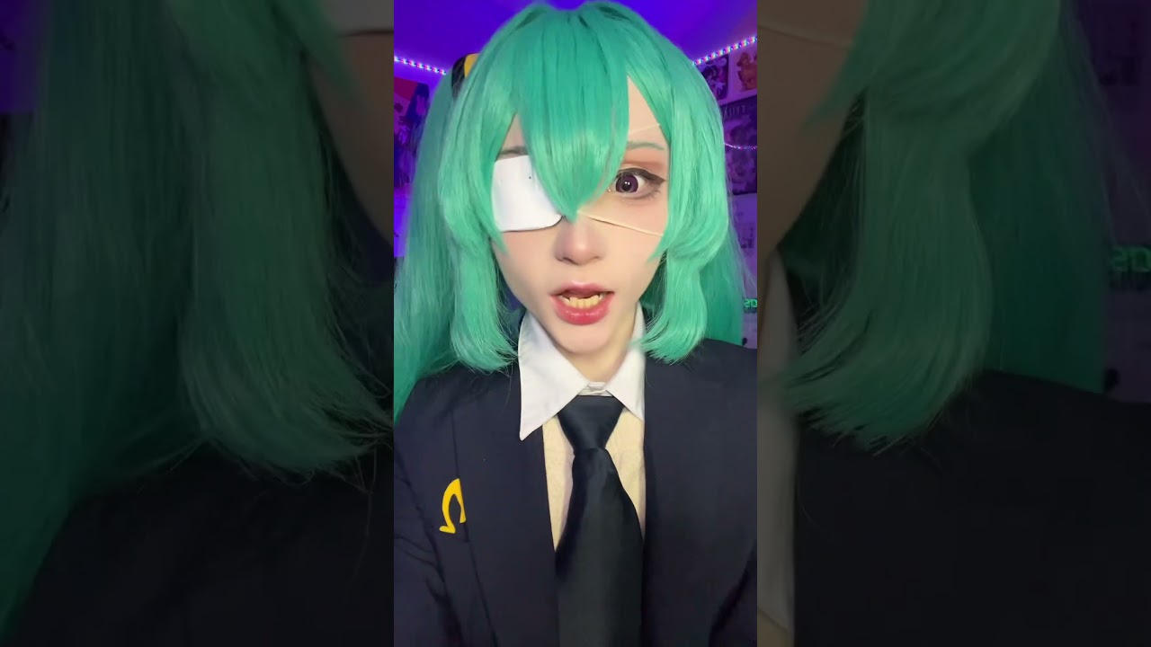 I’ve been loving the new #deco27 song! | #cosplay #cosplayer #hatsunemiku #miku