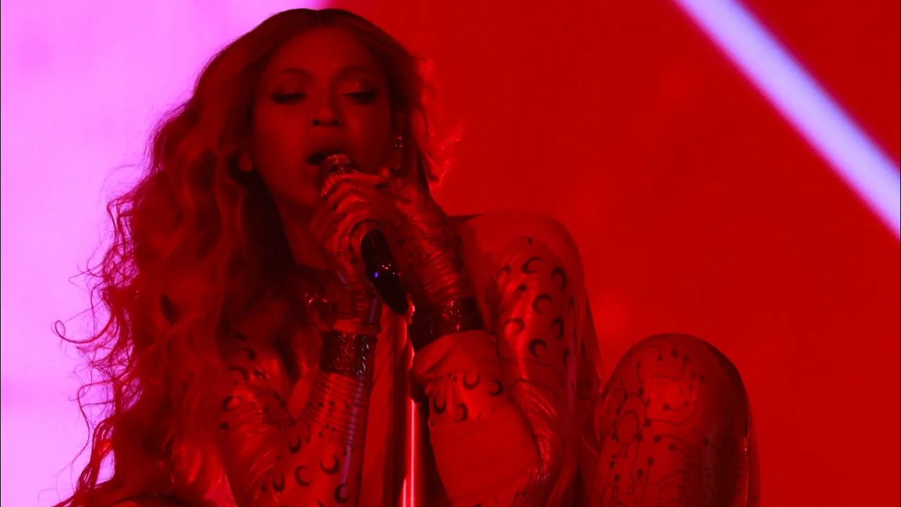Beyoncé Savage/ Partition live in 4K - YouTube
