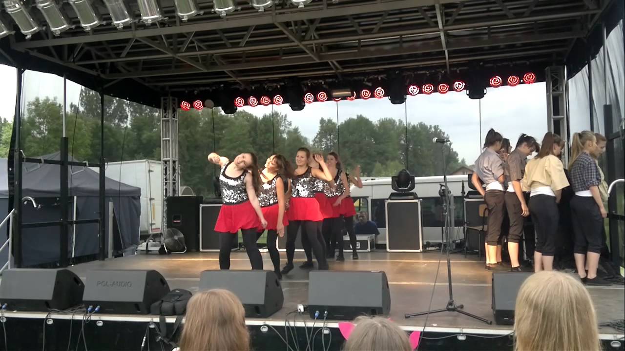 zespoł taneczny FORMAT,,Niecodzienne starcie"