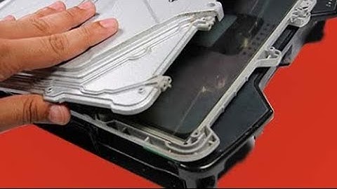 Replacing the Rear Screen Bezel Panasonic Toughbook CF-31