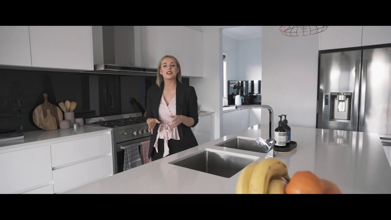 49 Everard Avenue - THE ENTERTAINING ENTHUSIAST’S DREAM