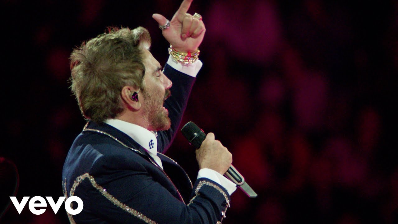 Alejandro Fernández - Qué De Raro Tiene (En Vivo Desde La Plaza de Toros La México, 2024) Alejandro Fernández - Qué De Raro Tiene (En Vivo Desde La Plaza de Toros La México, 2024)