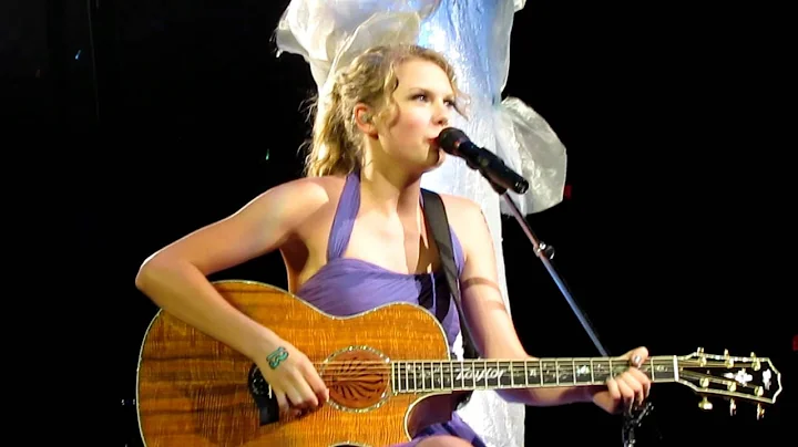 Taylor Swift - Eminem's "Lose Yourself" and Uncle Kracker's "Smile" Grand Rapids, MI