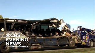 3 killed, several hurt in Illinois Greyhound bus crash