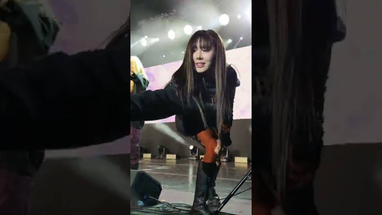 221120 DREAMCATCHER (드림캐쳐) - New Days @ Palladium, Warsaw