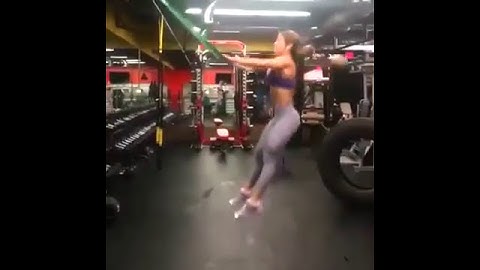 Street Workout ( Ass to grass. )