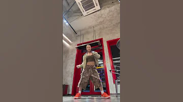 Berry Pernel Daniella Indy Dance Cover 