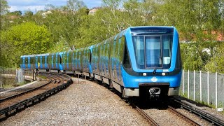 Tåg på Gröna linjen i Stockholms Tunnelbana