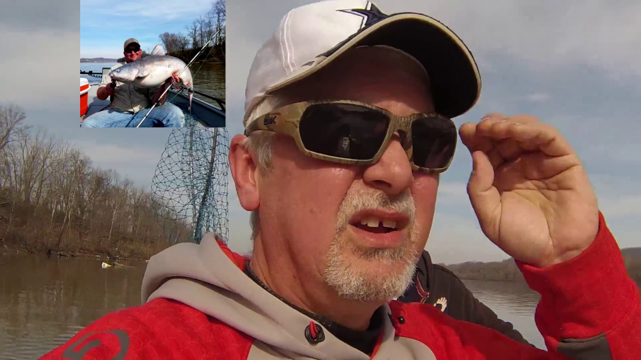 Fishing for Huge Blue Catfish on the Ohio River, Incredible day of ...