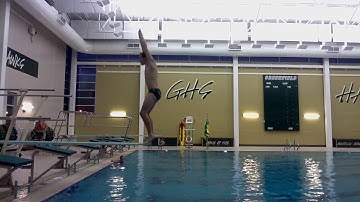 Back 1 1/2 Somersaults 1/2 Twist (5231D)