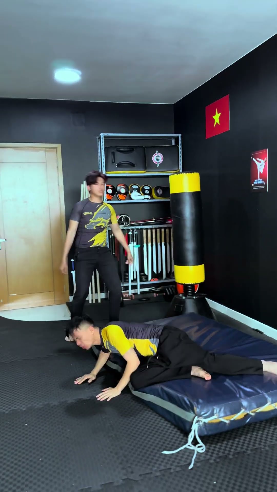 Thất tình mà phải đi học [BEN EAGLE] #beneagle #training #kungfu #martialarts #fighting