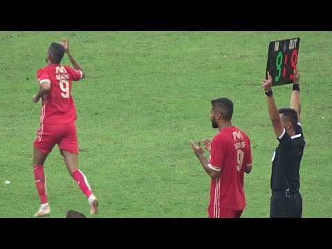 Momen Jakmania Sambut Debut Abdulla Yusuf Helal Bersama Persija Jakarta | Persija vs Persis | LIGA 1