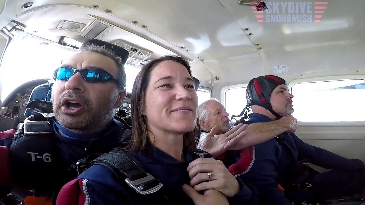 Maria Schaefer's Tandem skydive!