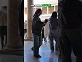 Pałac Carlosa V Z zewnątrz kwadratowy, w środku okrągły!
