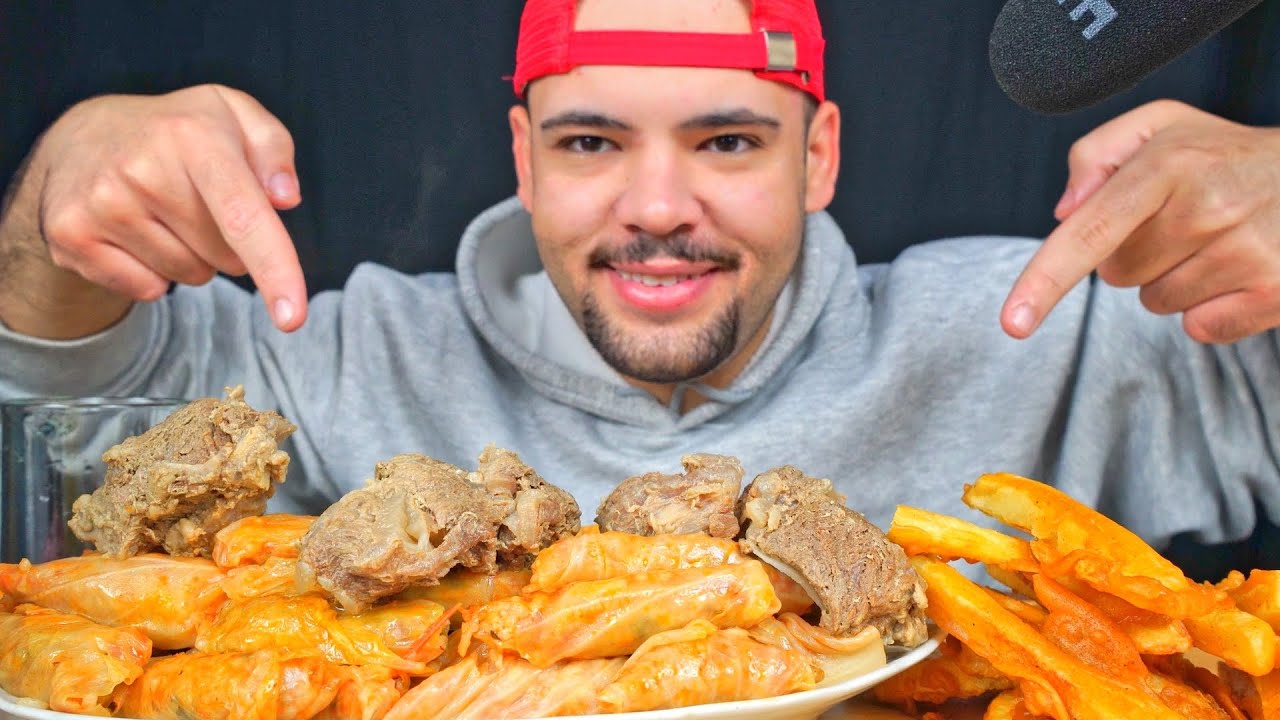 أصوات الأكل | محشي كرنب ولحمه وبطاطس مقرمشه |  ASMR STUFFED CABBAGE, MEAT, AND CRISPY POTATOES