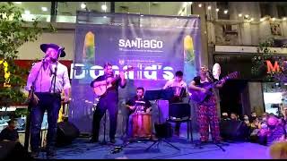 Vidaleros en La calle Florida. La casa de Santiago del Estero