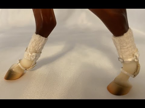 Skid Boots in White, Rio Rondo pattern - YouTube