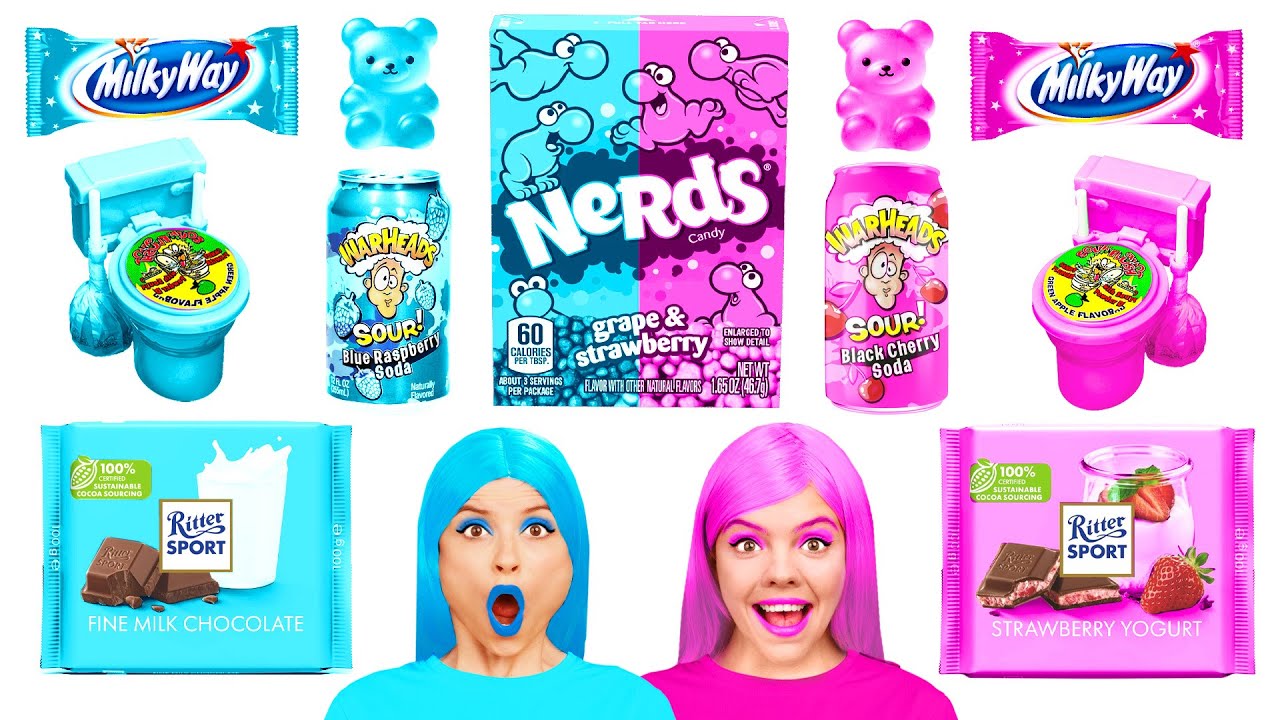 Розовая Еда vs Голубая Еда Челлендж | Съедобная Битва от DaZaZa Challenge