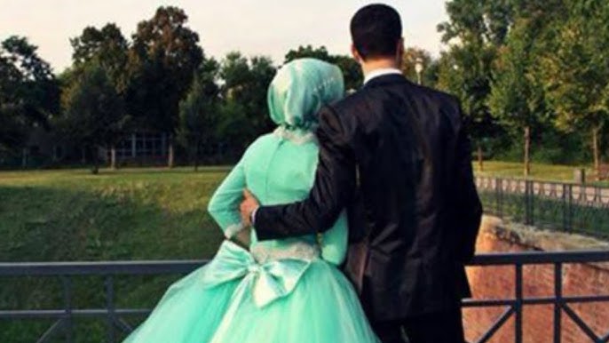 Eshakda sikilish Xojayinning katta kokraklari