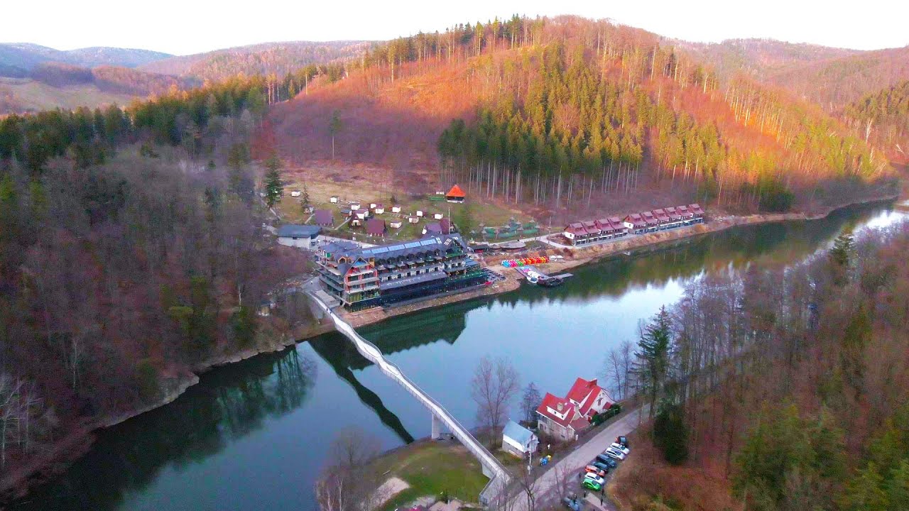 Jezioro Bystrzyckie,Zamek,Hotel,Kładka