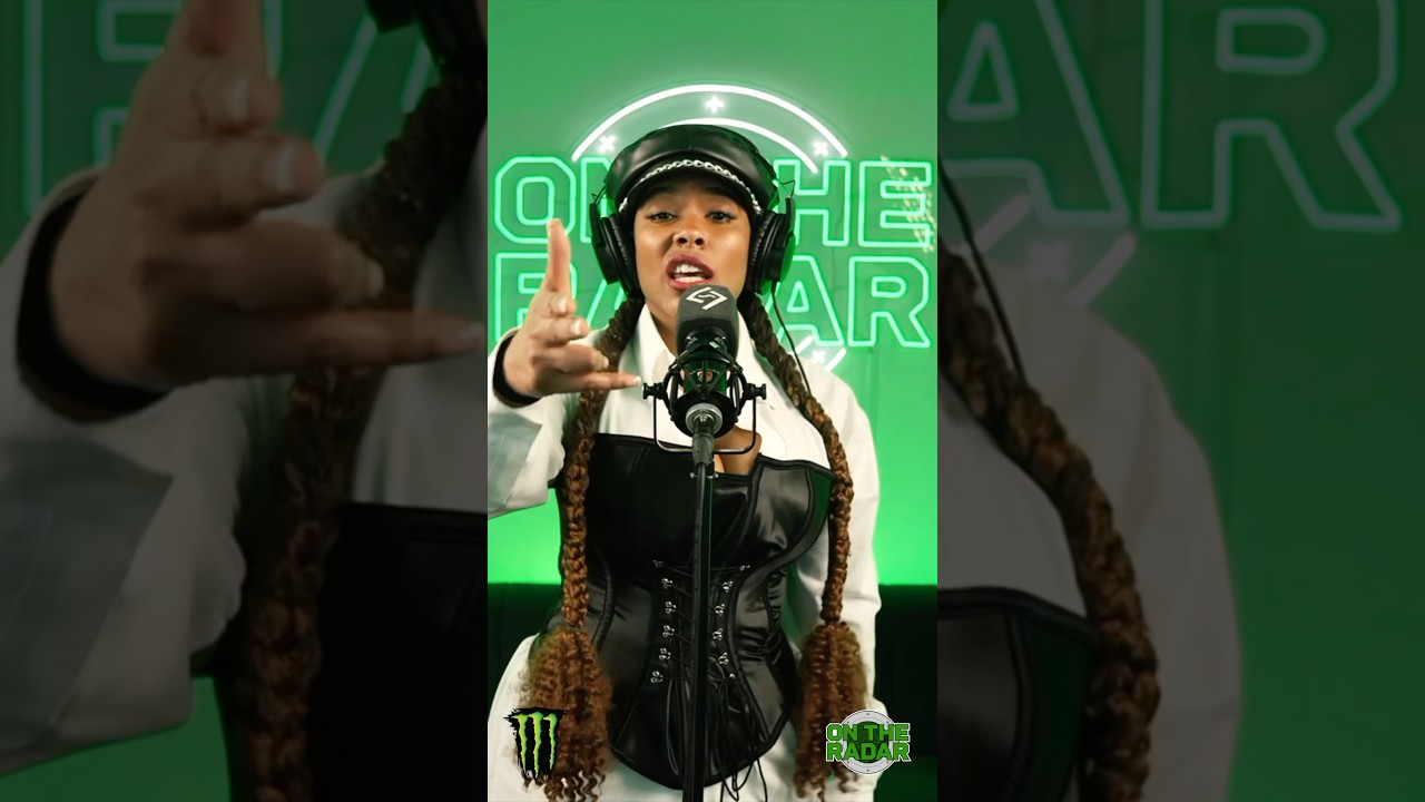 Janae Music “Sleeping In My Bed” Performance