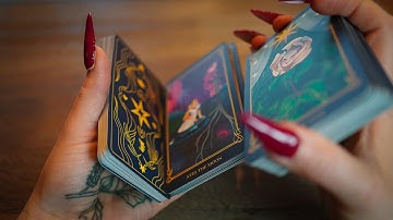 Tarot Card Shuffling - 1 Minute ASMR