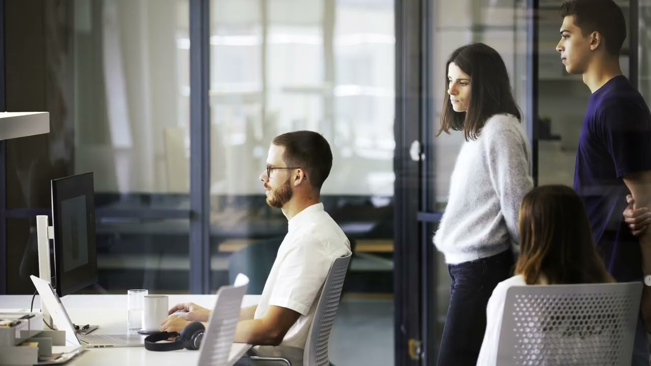 Nichole Rouillac  |  Creative director  |  level