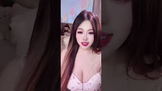 So cute girl 🥰😍